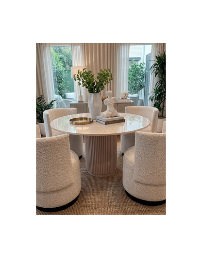 ARIA DINNING TABLE