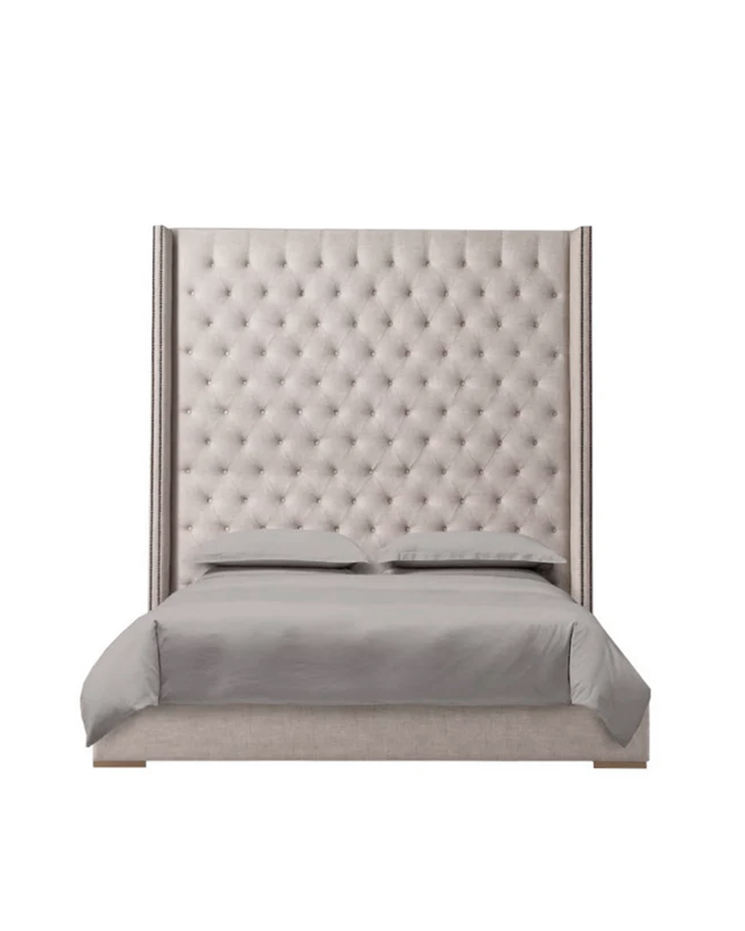 DIAMOND TUFTED BED WITH STUDS