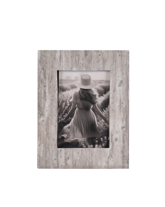 MARBLE RIDGED PHOTO FRAME