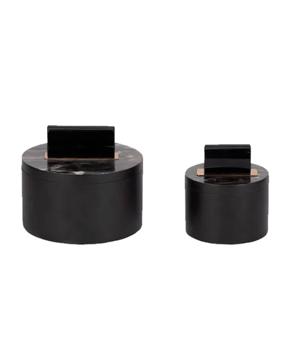 RESIN WHEATLY BLACK
