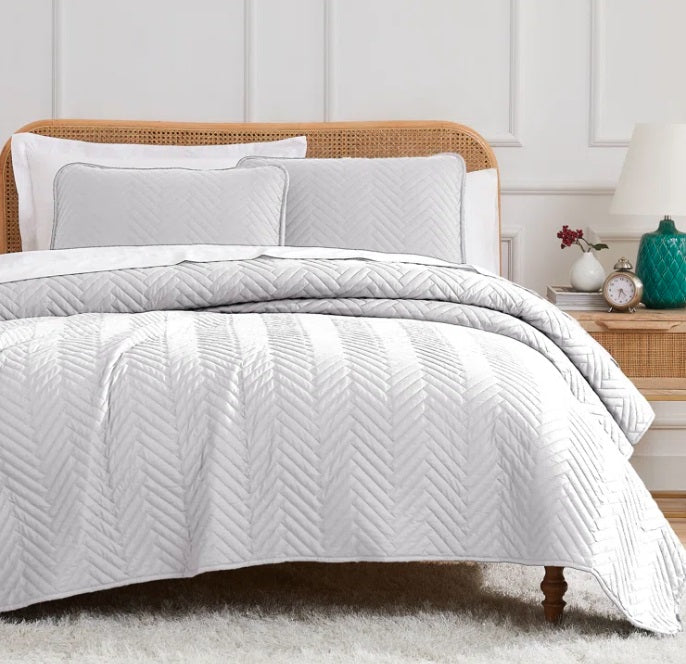 CHEVRON QUILT SET / -50%