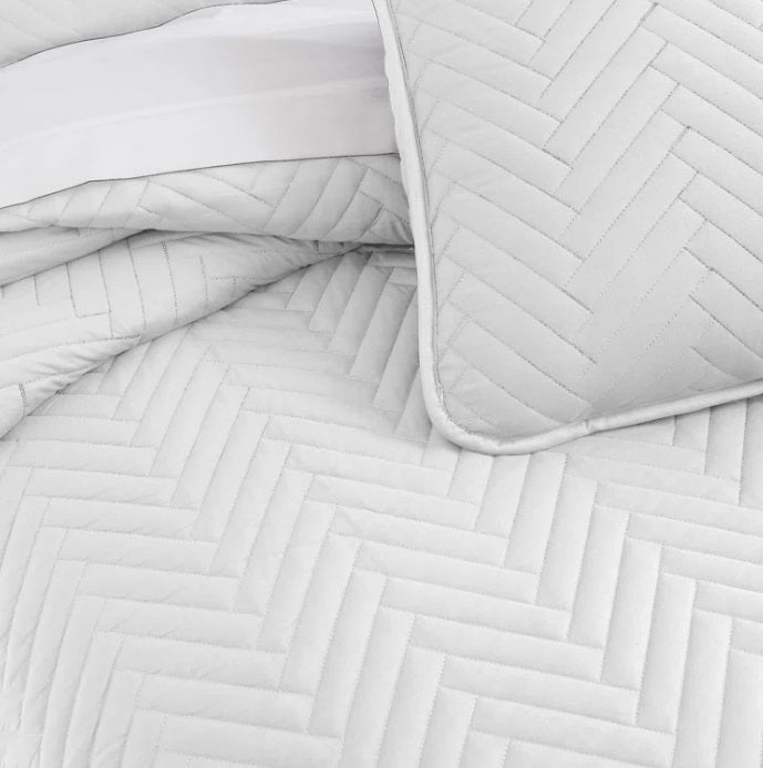 CHEVRON QUILT SET / -50%