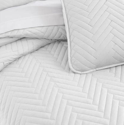 CHEVRON QUILT SET / -50%