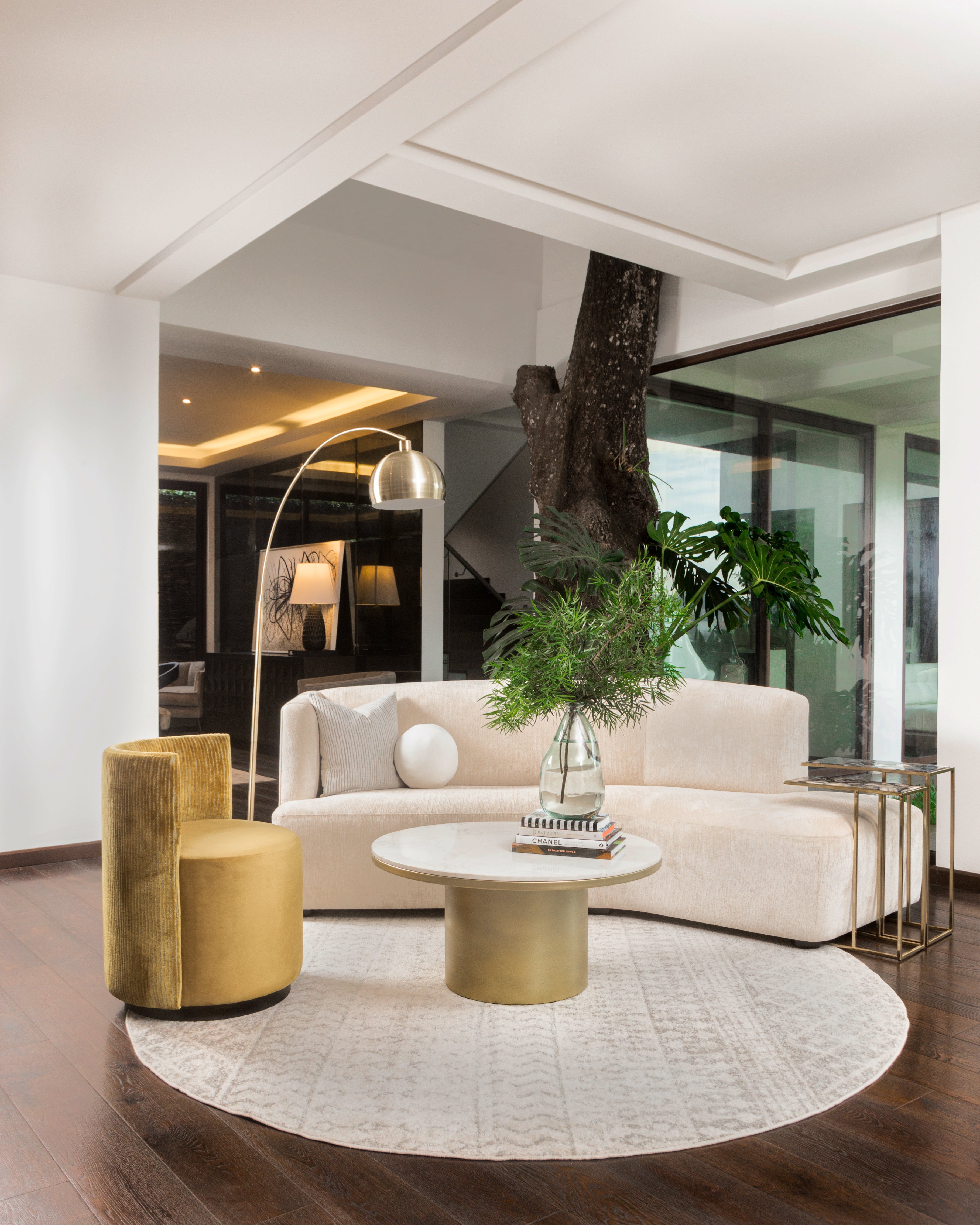 Dakota Curved Sofa